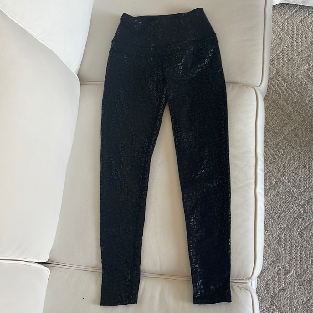 extra small, black cheetah leggings